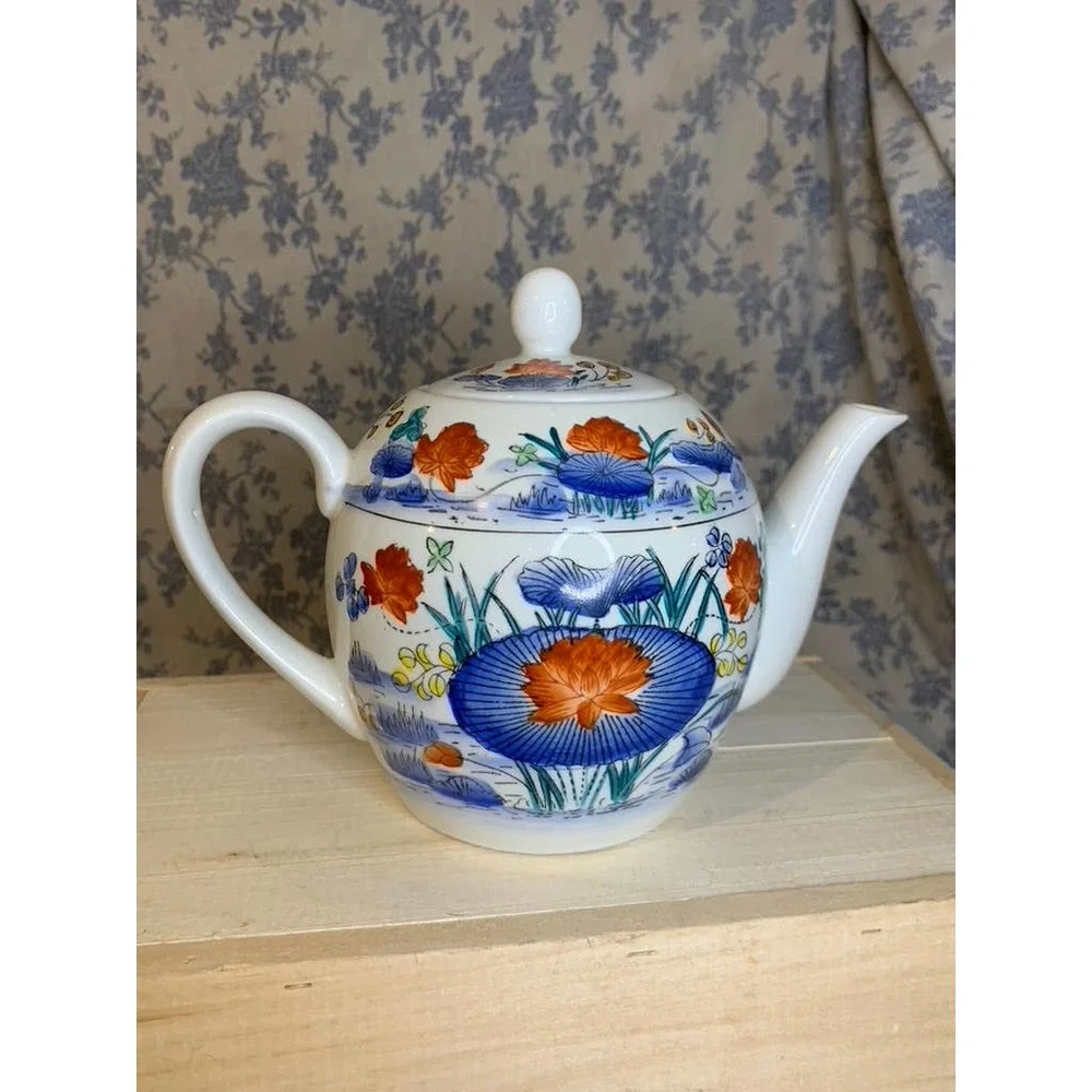 Williams Sonoma Asian- Inspired Teapot